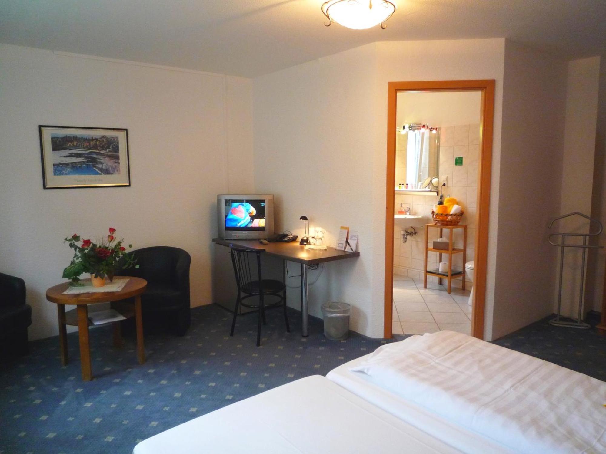 Hotel Abalone Remscheid Room photo
